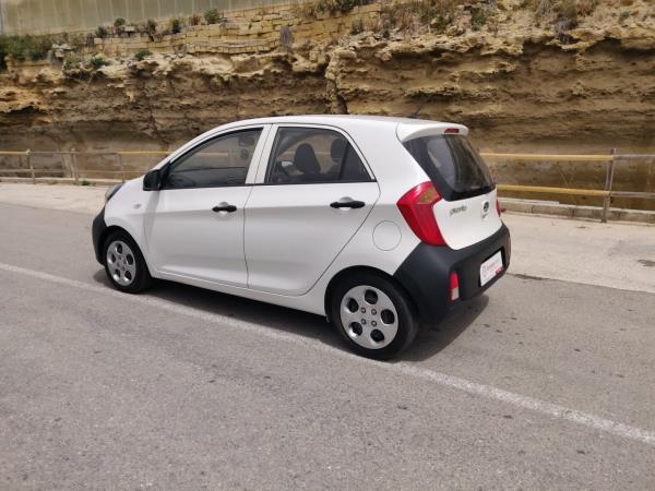 KIA PICANTO 2015