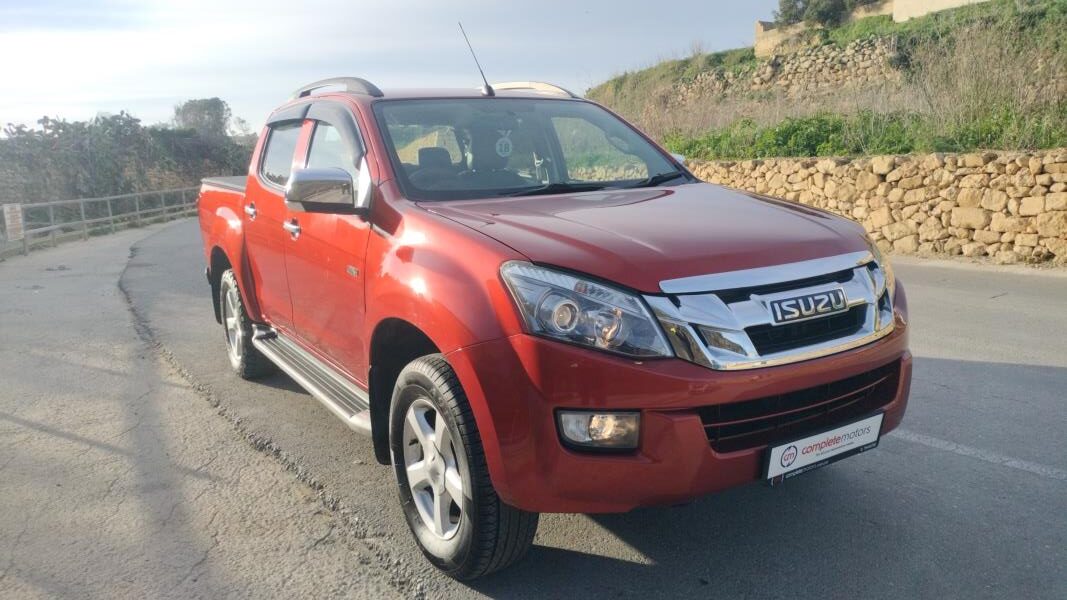 ISUZU D-MAX 2015
